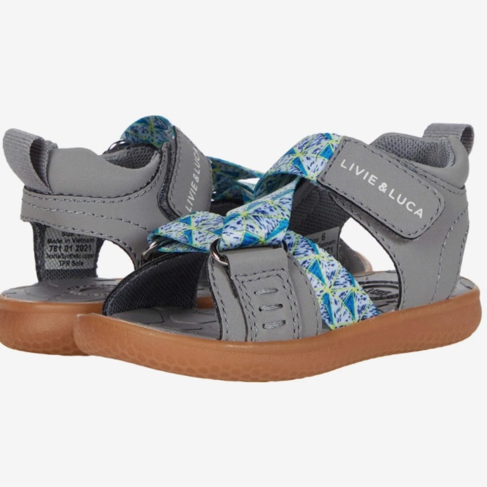 NWT Livie and Luca Ziggy Size 7